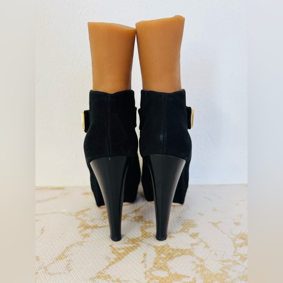 🔥🔥FINAL CLEARENACE 🔥🔥 MICHAEL KORS Black Suede Leather Strap Bootie - Picture 8 of 11